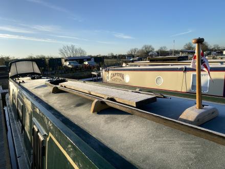 Frosty Starttop the Day : Orma Grace at Dunchurch Pools Marina (Taken on Thursday 15th April 2021)<br />